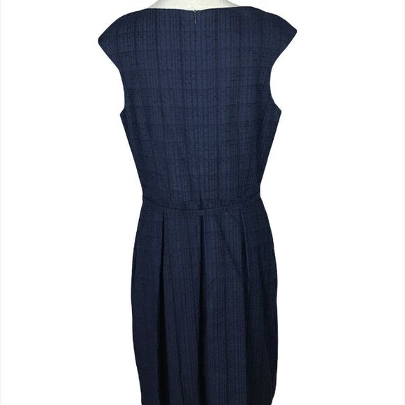 David Meister Navy Blue Textured Draped Neck Belted Dress Size 14 - Picture 3 of 6